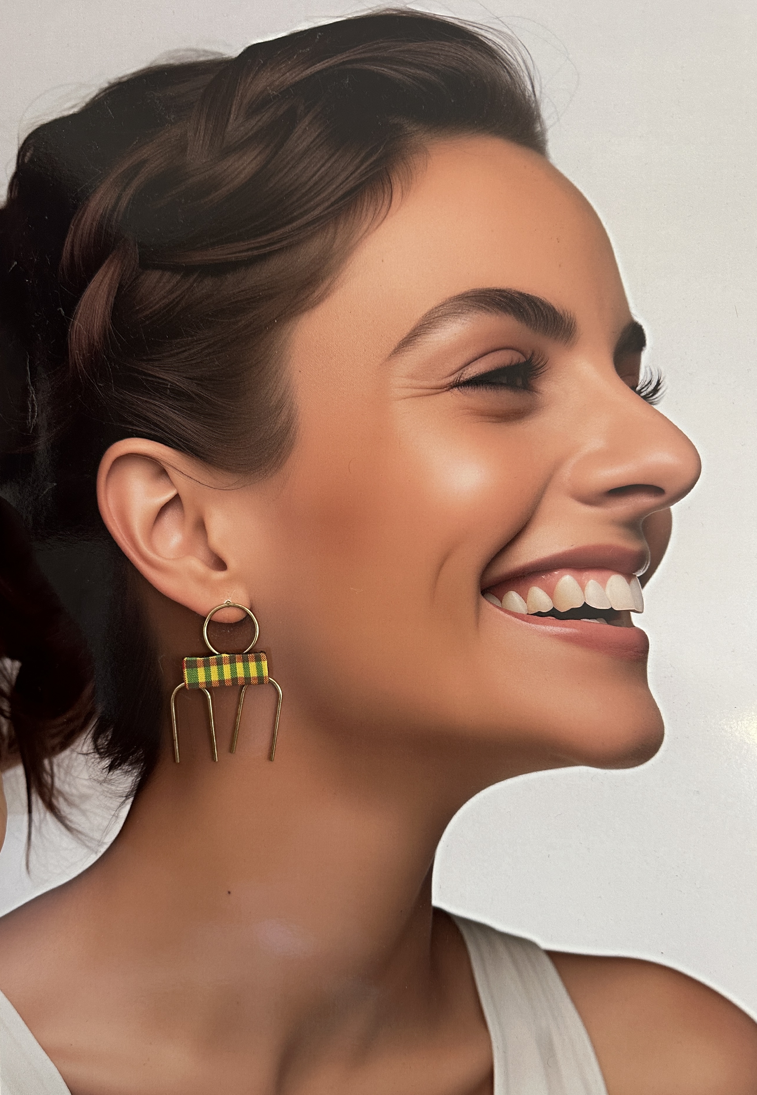 afrhikastore-boutique-mode-africaine-femme-toulouse-accessoires-wax-2025-bijoux-boucles d'oreilles-madras-afro-moderne-chic_5368 afrhikastore-boutique-mode-africaine-femme-toulouse-accessoires-madras-206-bijoux-boucles d'oreilles-madras-afro-moderne-chic