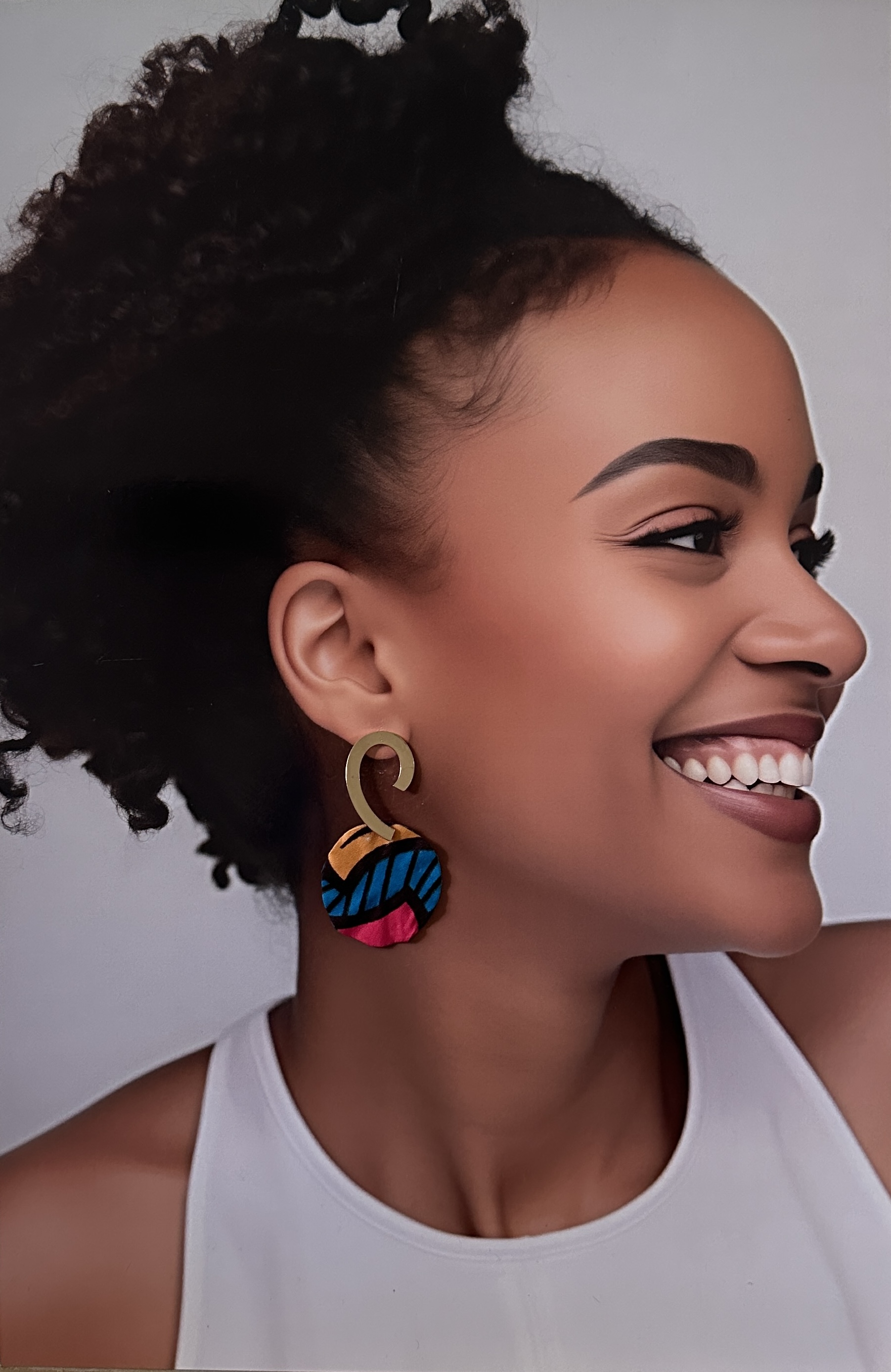 afrhikastore-boutique-mode-africaine-femme-toulouse-accessoires-wax-2026-bijoux-boucles d'oreilles-wax-afro-moderne-chic