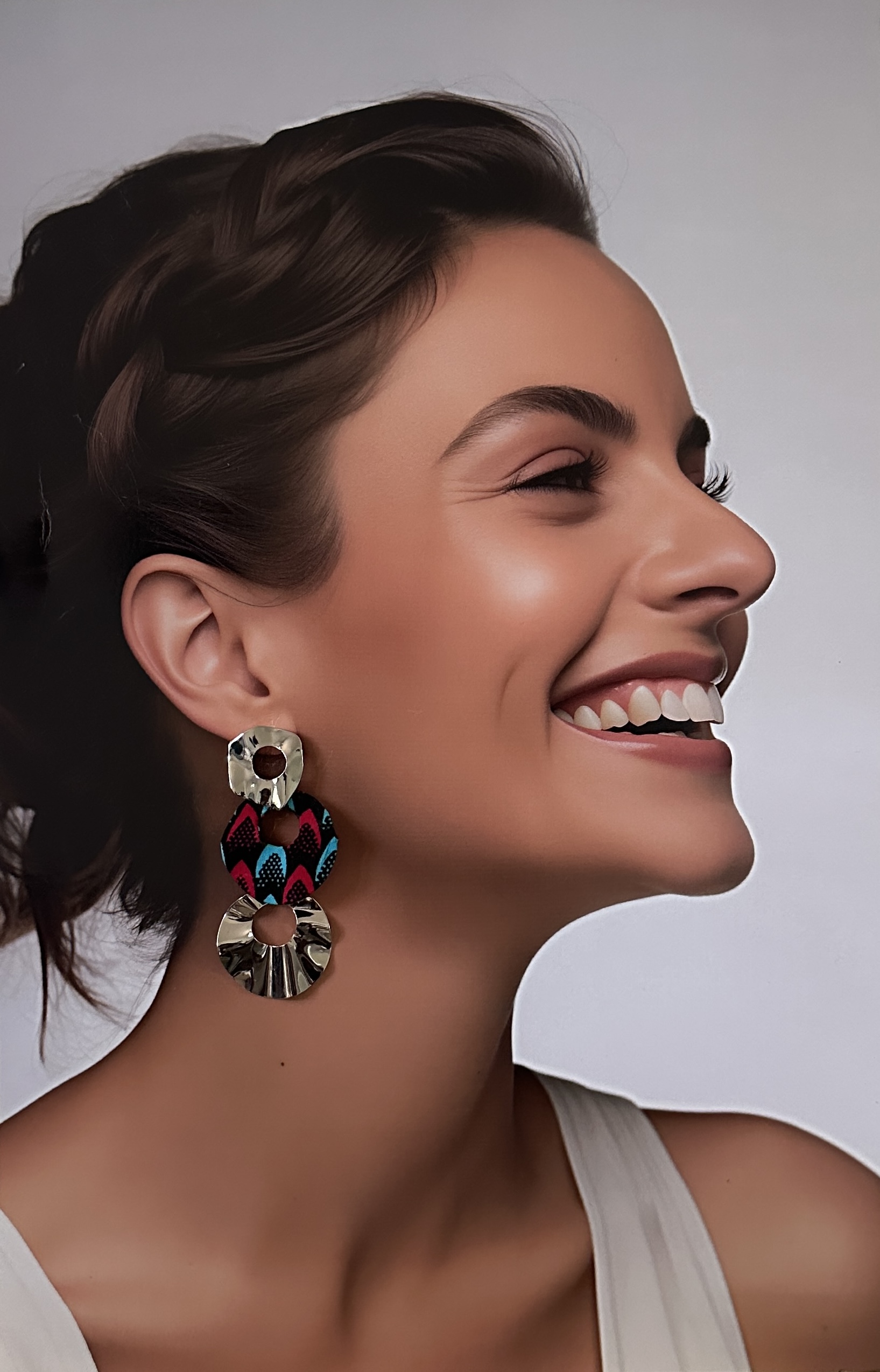 afrhikastore-boutique-mode-africaine-femme-toulouse-accessoires-wax-2026-bijoux-boucles d'oreilles-wax-afro-moderne-chic_5739 afrhikastore-boutique-mode-africaine-femme-toulouse-accessoires-wax-2026-bijoux-boucles d'oreilles-wax-afro-moderne-chic